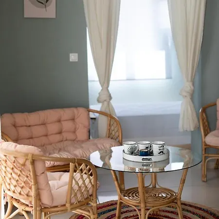 Ξενοδοχείο με διαμερίσματα Arsas 3*